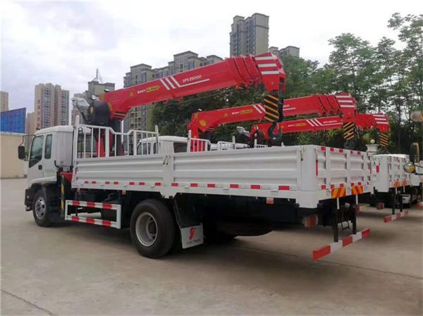 Used 4x2 ISUZU 10 tons Trucks Mounted Crane