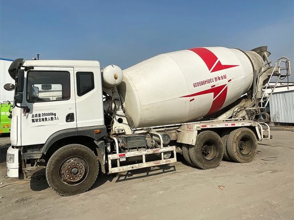 Used Shacman Concrete Mixer Truck