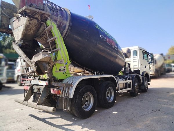 Used Zoomlion 10m3 Cement Mixer Truck